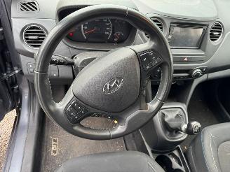 Hyundai I-10 1.0i i-Motion Go! 2016 picture 9