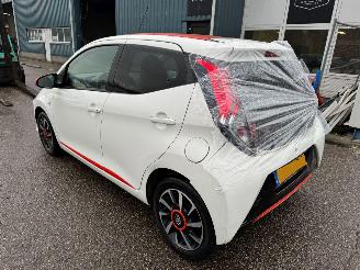 Toyota Aygo 1.0 VVT-i CABRIO x-cite BJ 2019 50.148 KM picture 3