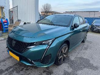 damaged passenger cars Peugeot 308 SW 1.2 PureTech GT 2023/1