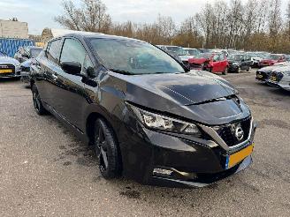 Voiture accidenté Nissan Leaf Tekna 40 kWh AUTOMAAT 2018/10