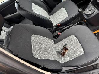 Hyundai I-10 1.1 Active picture 12