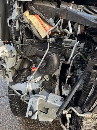 Renault Trafic 2.0 dCi 130 T27 L1H1 Work Edition picture 10