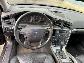 Volvo Xc-70 2.5 T Momentum picture 10