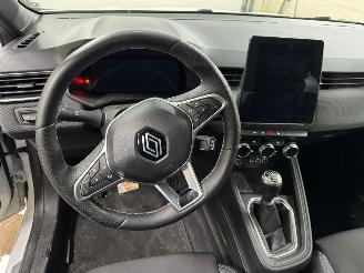 Renault Clio 1.0 TCe  esprit Alpine GPF 90 BJ picture 13