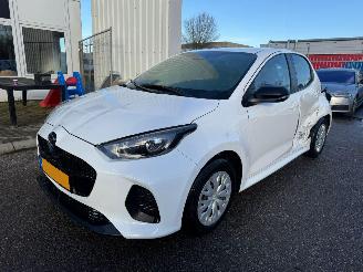 Schadeauto Mazda 2 Hybrid 1.5 Prime-line AUTOMAAT BJ 2024 14.657 KM 2024/11