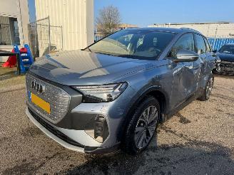 Schadeauto Audi Q4 e-tron 40 Advanced edition 77 kWh AUTOMAAT 2022/12