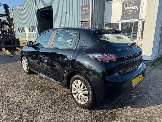 Peugeot 208 1.2 PureTech Active picture 3