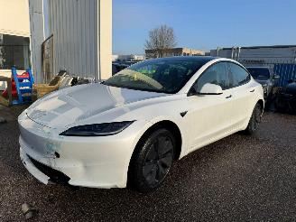 Schadeauto Tesla Model 3 RWD 60 kWh 2025/3