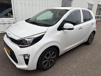 Schadeauto Kia Picanto 1.0 DPi DynamicPlusLine 2023/2
