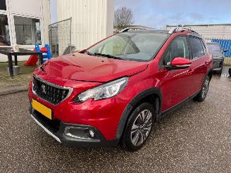 krockskadad bil auto Peugeot 2008 1.2 PureTech Allure AUTOMAAT 2019/5