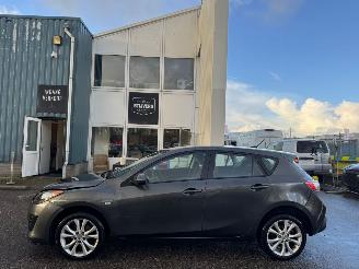 Mazda 3 2.0 AUTOMAAT GT-L picture 2