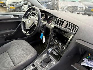 Volkswagen e-Golf e-Golf picture 15