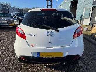 Mazda 2 1.3 Cool picture 4