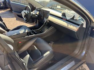 Tesla Model 3 Long Range AWD 75 kWh picture 17