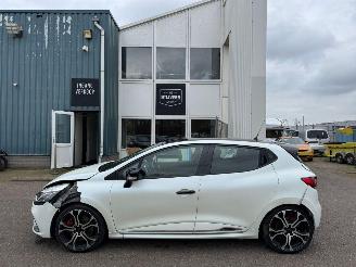 škoda osobní automobily Renault Clio 1.6 AUTOMAAT 220 PK R.S. Trophy 2016/9