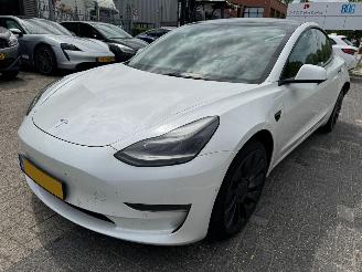 krockskadad bil auto Tesla Model 3 Long Range AWD 75 kWh performance 351 pk 2020/12