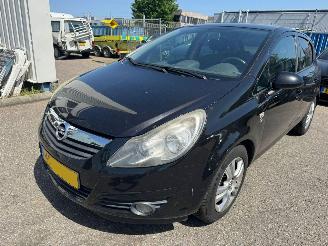 Voiture accidenté Opel Corsa 1.3 CDTi EcoFlex S/S Cosmo 2011/1