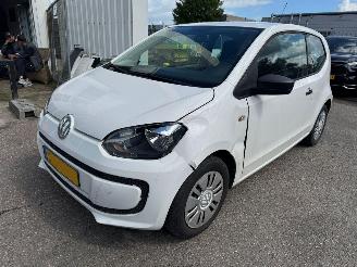  Volkswagen Up! 1.0 easy up! BlueMotion 2013/7