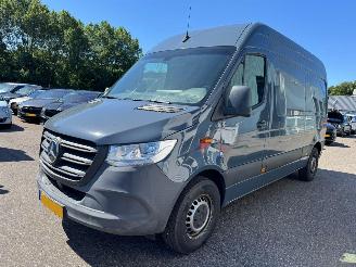 krockskadad bil bedrijf Mercedes eSprinter Mercedes-Benz eSprinter 2021/7