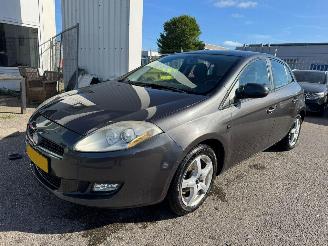 Voiture accidenté Fiat Bravo 1.4 Active 2007/12