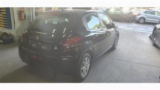 Peugeot 208 208 I (CA/CC/CK/CL), Hatchback, 2012 / 2019 1.2 Vti 12V PureTech picture 3