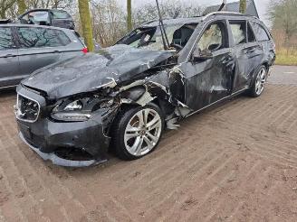 Mercedes E-klasse E Estate (S212), Combi, 2009 / 2016 E-250 CDI 16V BlueEfficiency,BlueTEC picture 2