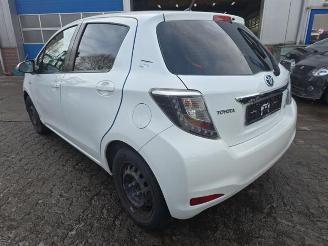 Toyota Yaris Yaris III (P13), Hatchback, 2010 / 2020 1.5 16V Hybrid picture 4