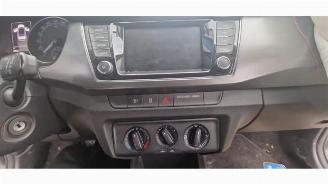 Skoda Fabia Fabia III Combi (NJ5), Combi 5-drs, 2014 / 2022 1.0 TSI 12V picture 10