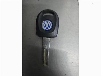 Auto da rottamare Volkswagen Up! Up! (121), Hatchback, 2011 1.0 12V 60 2014/5