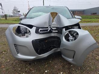 Salvage car Peugeot 108 108, Hatchback, 2014 1.0 12V 2018/1