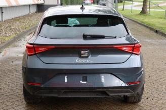 Seat Leon Leon Sportstourer (KLF), Combi 5-drs, 2020 2.0 TDI SCR picture 4