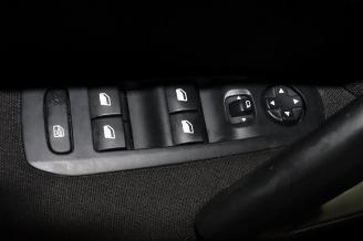 Peugeot 308 308 (L3/L8/LB/LH/LP), Hatchback 5-drs, 2013 / 2021 1.6 16V THP picture 24