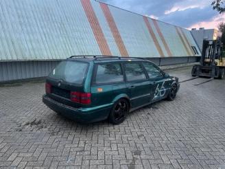 Volkswagen Passat Passat (35I), Sedan, 1988 / 1996 2.8 VR6 picture 5