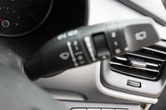 Kia Stonic Stonic (YB), SUV, 2017 1.0i T-GDi 12V picture 19