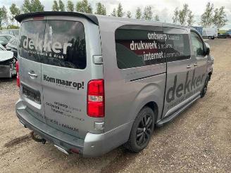 Peugeot Expert Expert (V1/VA/VB/VE/VF/VT/VY), Van, 2016 2.0 Blue HDi 180 16V picture 3