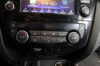 Nissan Qashqai Qashqai (J11), SUV, 2013 1.3 DIG-T 140 16V picture 11