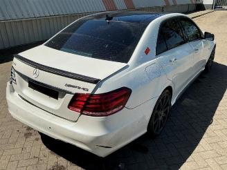 Mercedes E-klasse E-Klasse AMG (W212), Sedan, 2009 / 2016 5.5 E-63 S AMG V8 32V 4-Matic picture 3