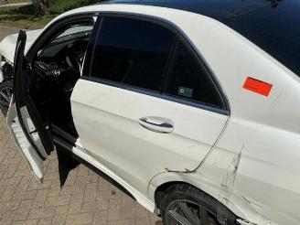 Mercedes E-klasse E-Klasse AMG (W212), Sedan, 2009 / 2016 5.5 E-63 S AMG V8 32V 4-Matic picture 13