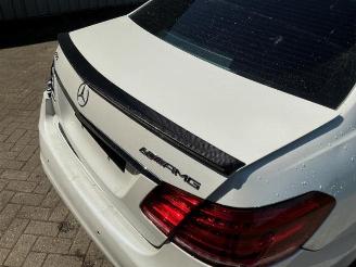 Mercedes E-klasse E-Klasse AMG (W212), Sedan, 2009 / 2016 5.5 E-63 S AMG V8 32V 4-Matic picture 19