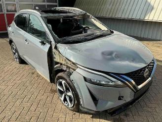 Salvage car Nissan Qashqai Qashqai (J12), SUV, 2021 1.3 DIG-T 150 16V 2023/6