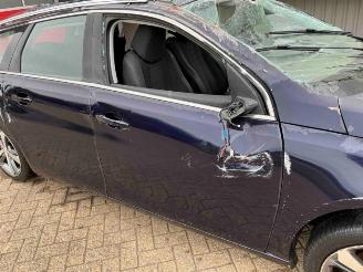 Peugeot 308 308 SW (L4/L9/LC/LJ/LR), Combi 5-drs, 2014 / 2021 1.2 12V e-THP PureTech 130 picture 22