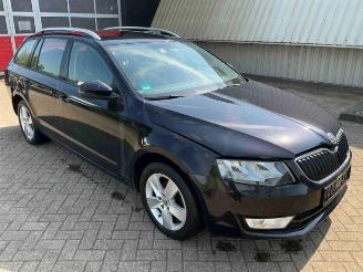 Coche siniestrado Skoda Octavia Octavia Combi (5EAC), Combi 5-drs, 2012 / 2020 1.6 TDI Greenline 16V 2014/3