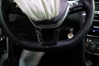 Volkswagen e-Golf Golf VII (AUA), Hatchback, 2012 / 2021 e-Golf picture 22