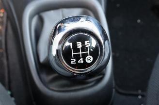 Peugeot 108 108, Hatchback, 2014 1.0 12V VVT-i picture 21