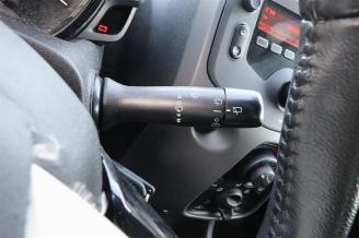 Peugeot 108 108, Hatchback, 2014 1.0 12V VVT-i picture 14