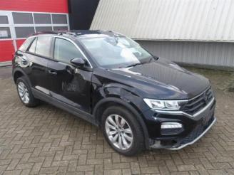 Vrakbiler auto Volkswagen T-Roc T-Roc I, SUV, 2017 1.6 TDI BMT 16V 2018/0