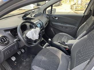 Renault Captur 0.9 TCE INTENS picture 8