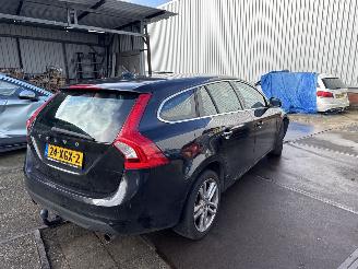 Volvo V-60 1.6 T3  Summum picture 2