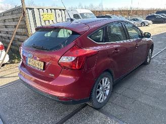 Unfallwagen Ford Focus 1.0 ECOBOOST EDITION PLUS 2014/2