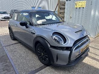 Mini Electric CAMDEN EDITION 33KWh picture 3